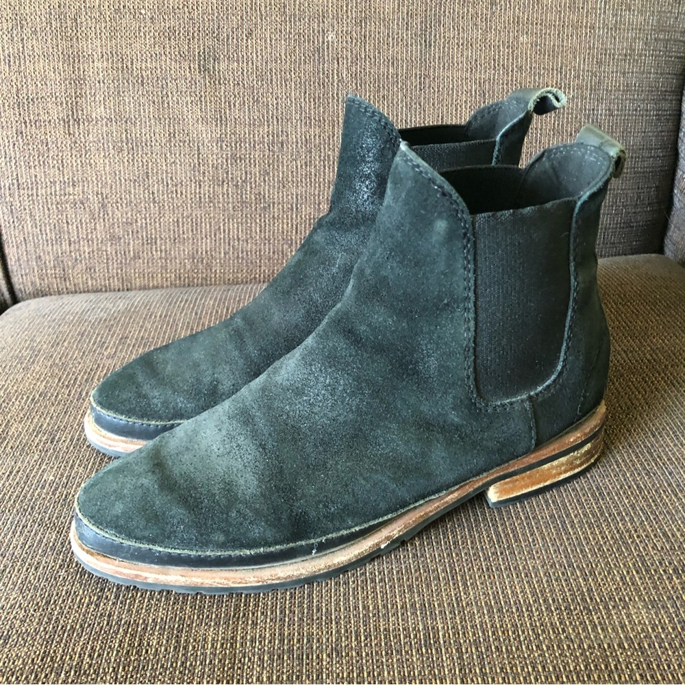 Soludos Suede Chelsea Boots in Black Sz Missing Fits 7